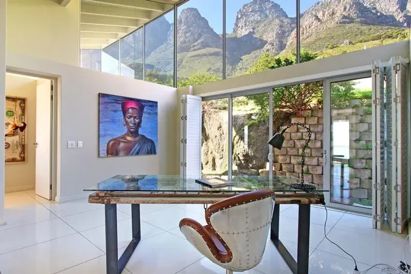 The Falcon in Camps Bay – photo 8