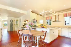 5 Star Constantia in Constantia Heights – photo 7 thumbnail