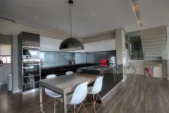 Bordeaux Villa in Sea Point – photo 5 thumbnail
