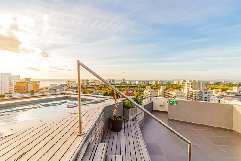 Scholtz Penthouse in Three Anchor Bay – photo 2