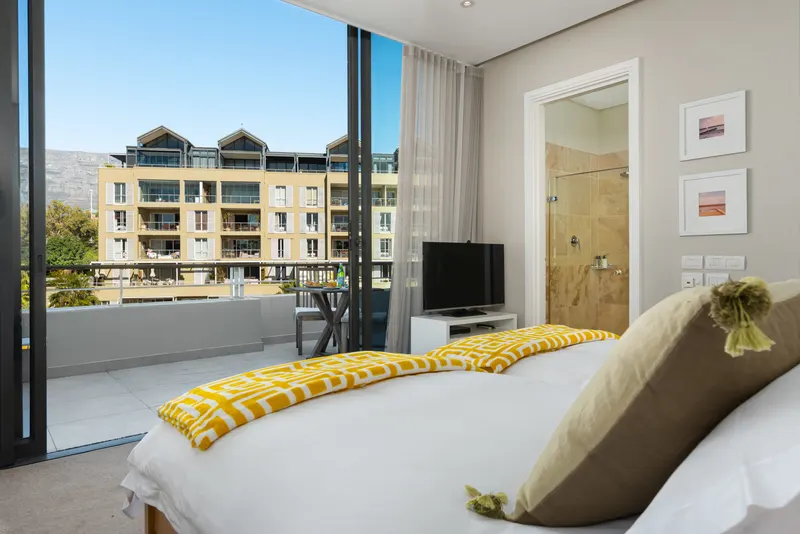 Parergon 403 Penthouse in V&A Waterfront – photo 11