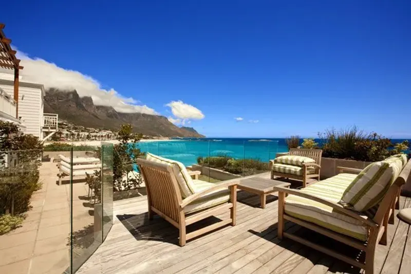 Beach Cove Villa in Camps Bay – photo 6