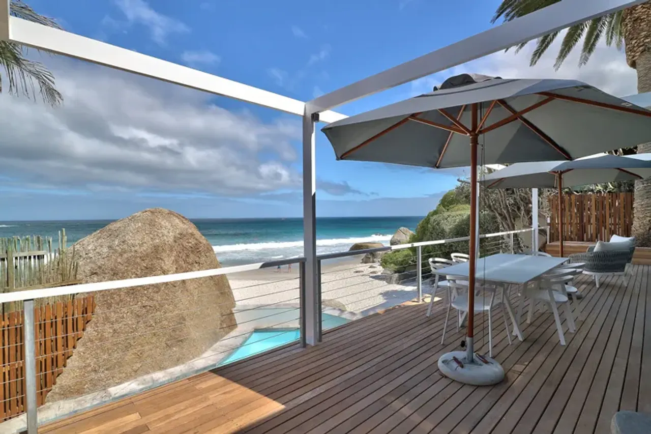Rock Bungalow in Clifton