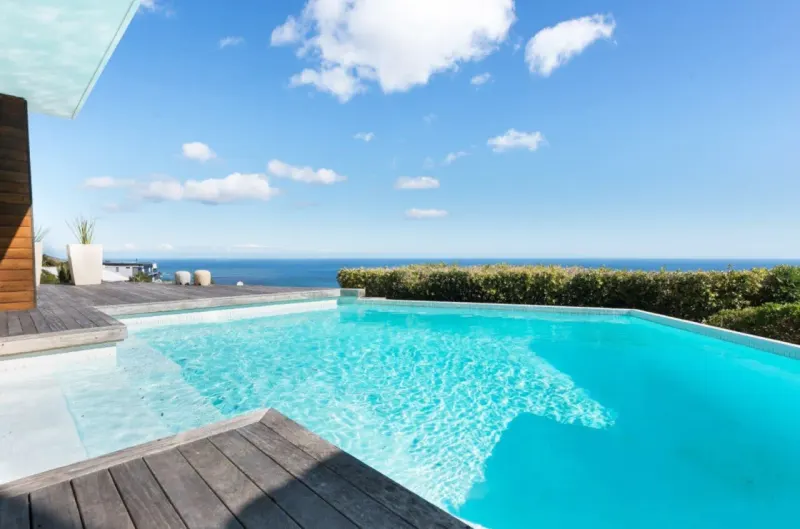 Theresa Luxe - Luxury Villa with pool & ocean views in Bakoven – photo 28