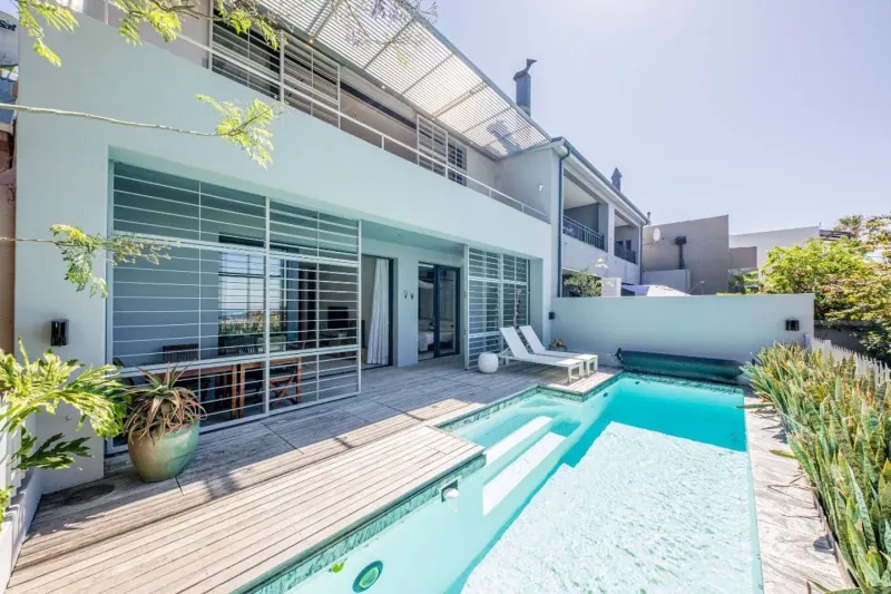 Loader Apartment in Green point – photo 1