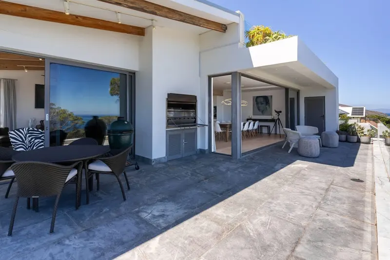 Villa 31 in Camps Bay – photo 8