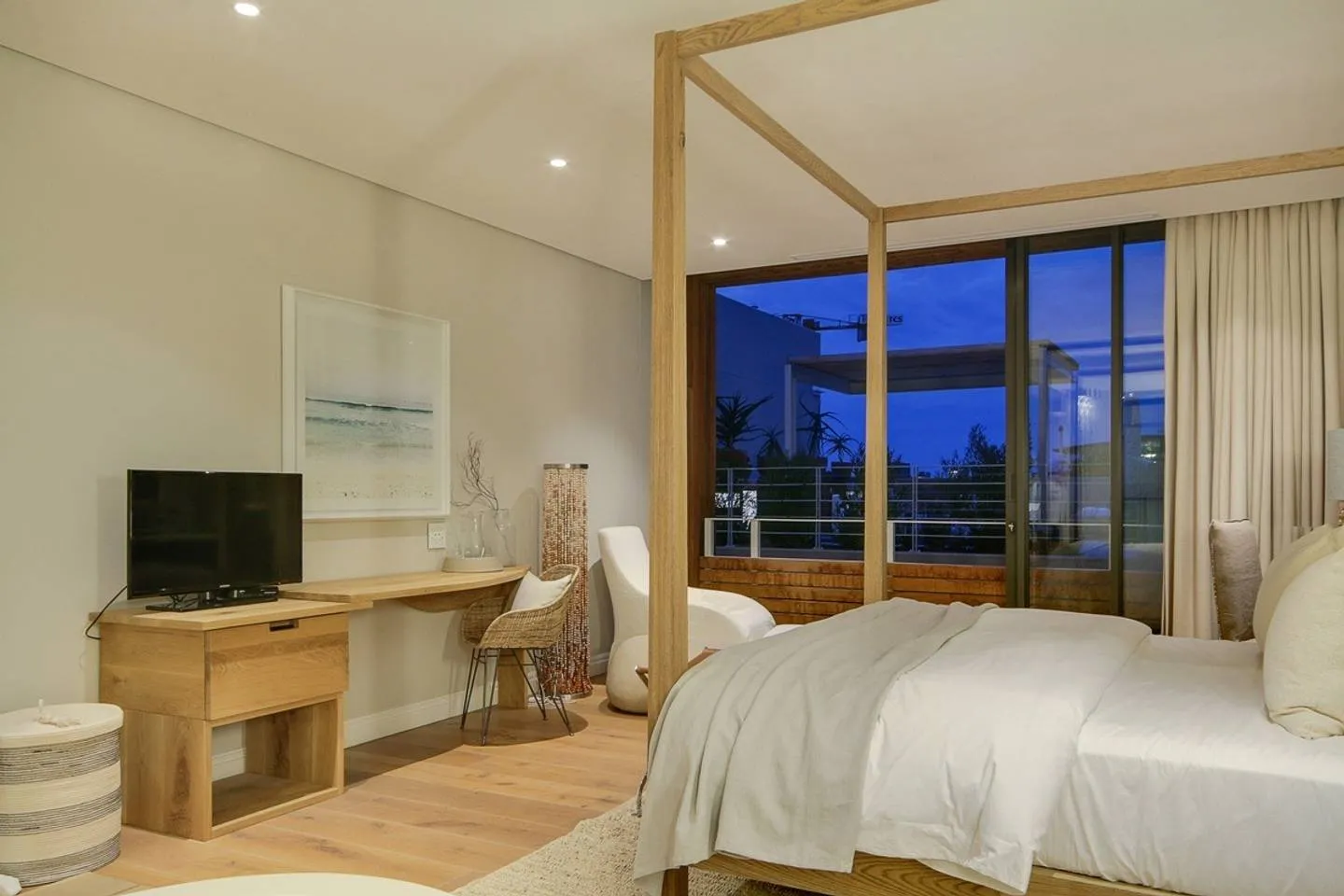 property_d8e98cbd-b319-4f61-8887-6fc7ff02c454_20