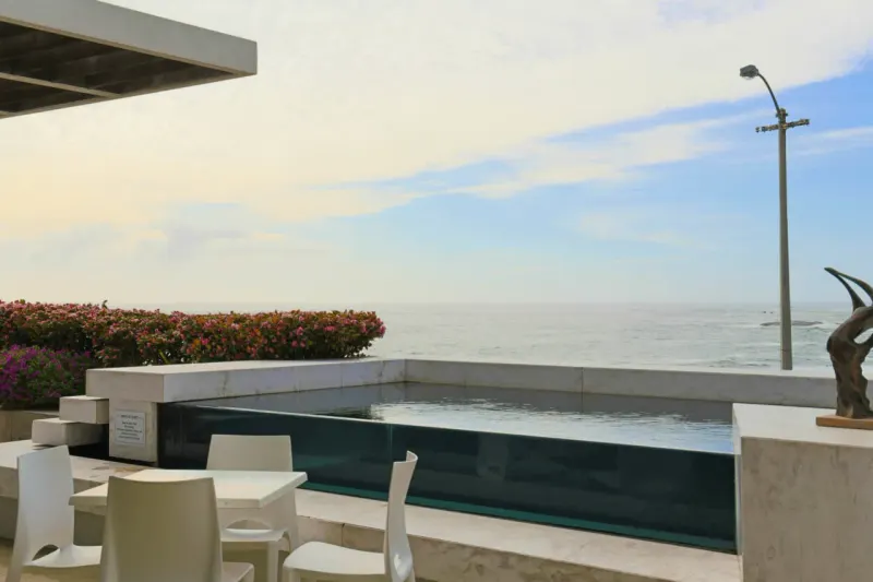 Victoria Rd Luxury Apartment 101 in Bakoven – photo 10