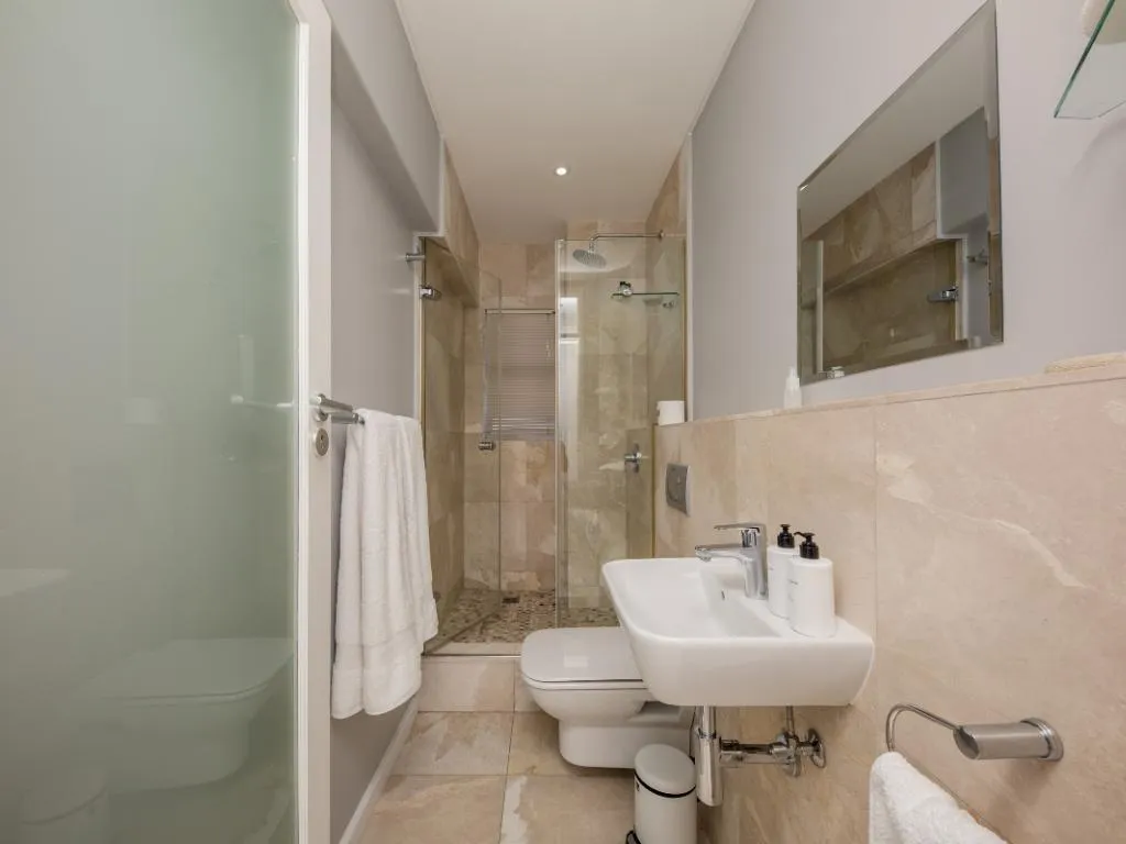 property_d91efd83-9d2d-4d5f-9e1c-2695833e91da_1