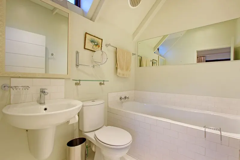 Villa Silvermist in Constantia – photo 1