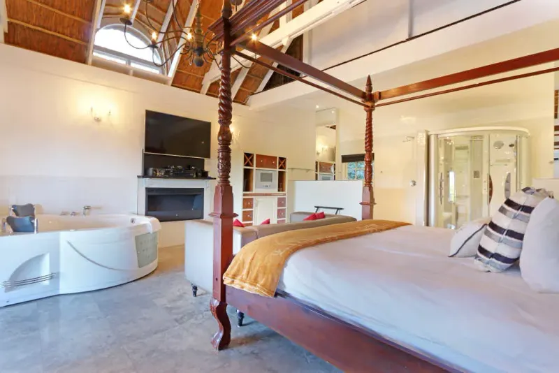 Alphens Edge Boutique Retreat in Alphen – photo 12