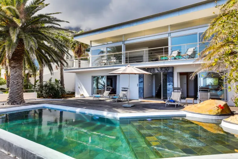 Francolin Road Villa in Bakoven – photo 2