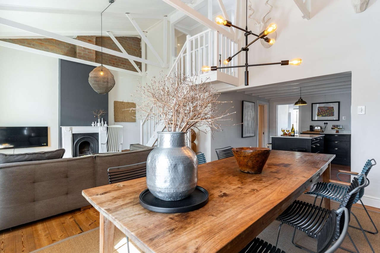 property_d9c552cb-8f05-48d8-9ed9-38228158a14a_26