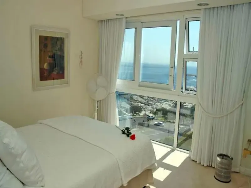 Azure in Camps Bay – photo 9