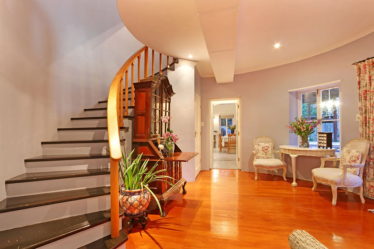 property_da0a5ba5-7466-45cb-83b9-ba9a036b54ce_6