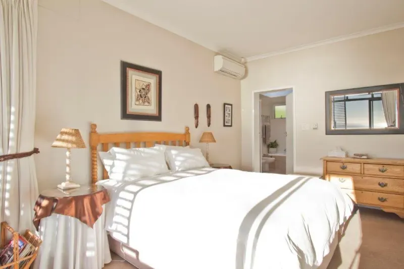Medburn Road Villa in Camps Bay – photo 8