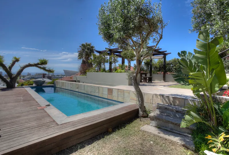 Cheviot Place in Green Point – photo 2