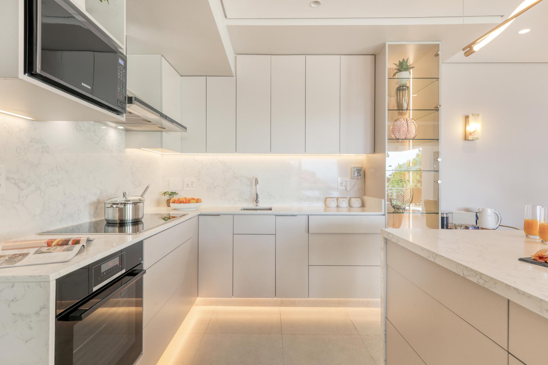 property_da87c41b-32cc-4849-8f1e-f0ec86cf4963_13