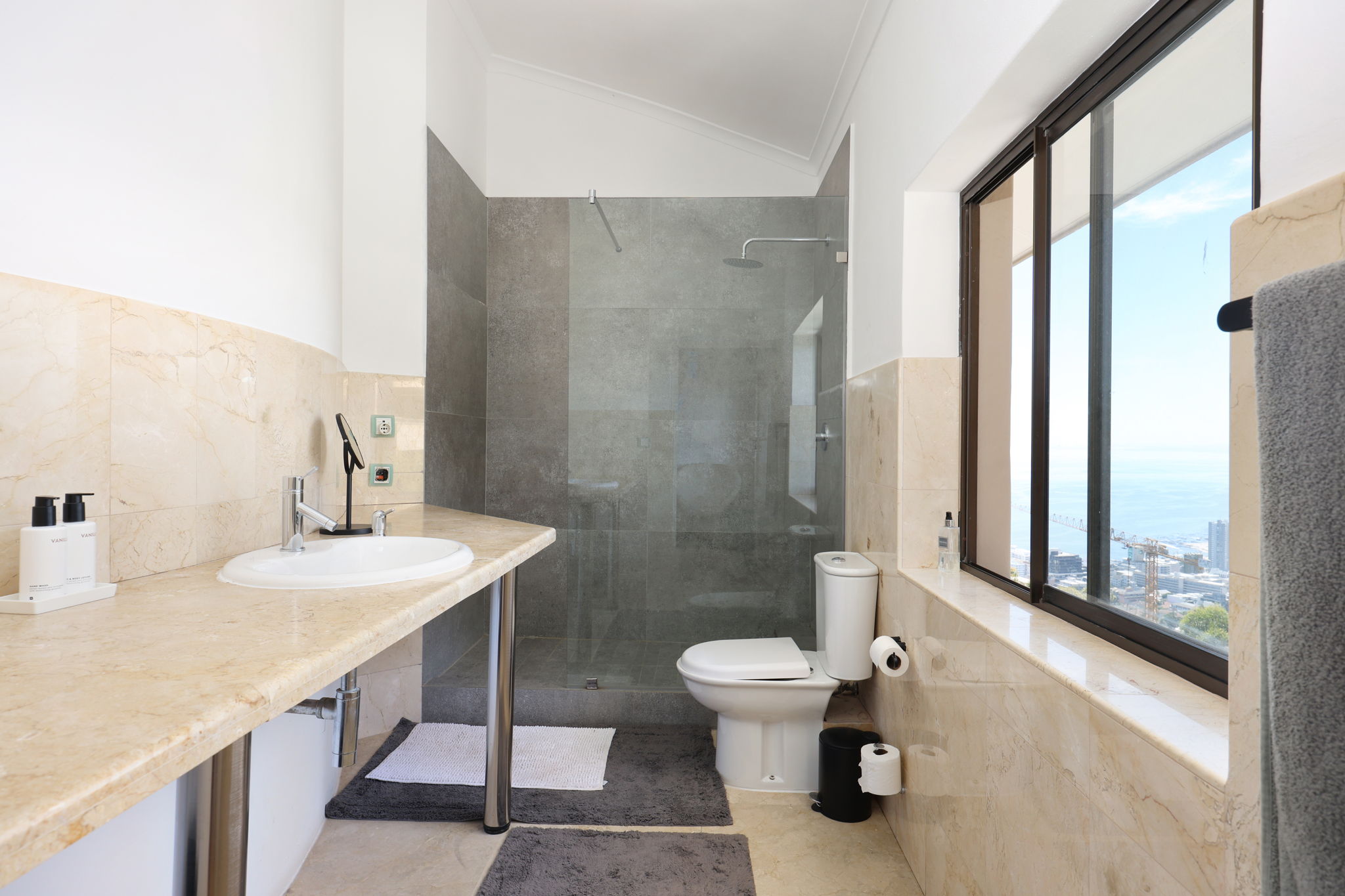 property_da9adfe2-f48d-4462-8076-5228222d21aa_29