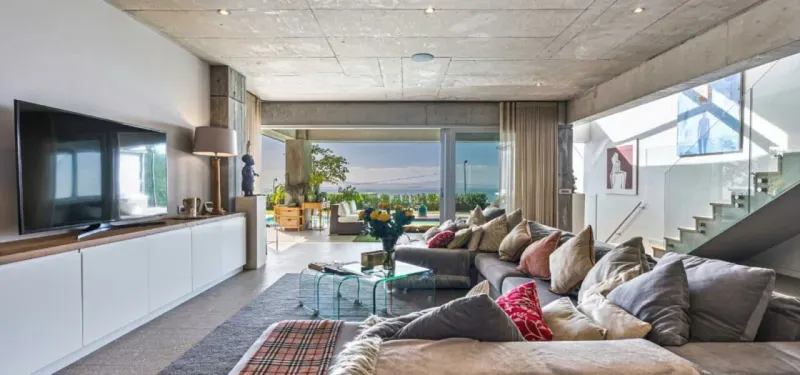 Majestic Sky Villa in Green Point – photo 38
