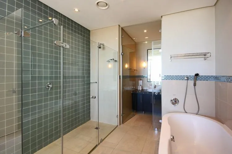 property_daed45fa-b3f8-4e2f-9d34-7609db54fe8d_16