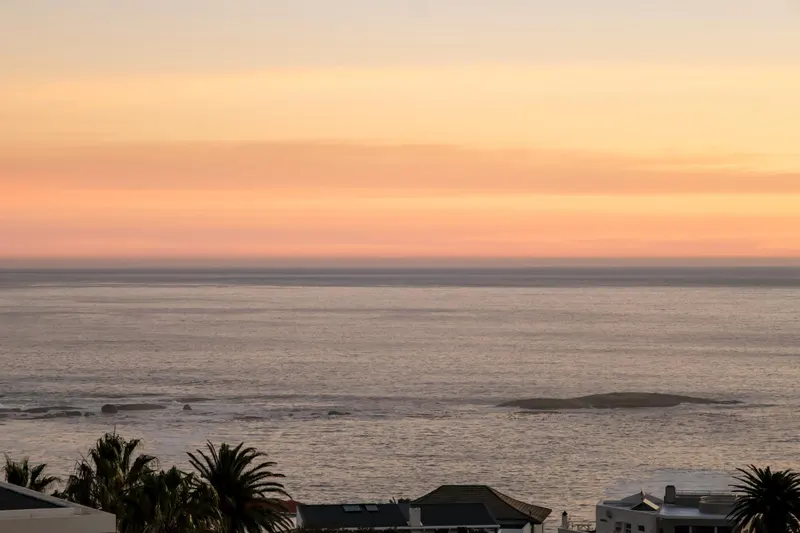 Glen Sunsets in Camps Bay – photo 41