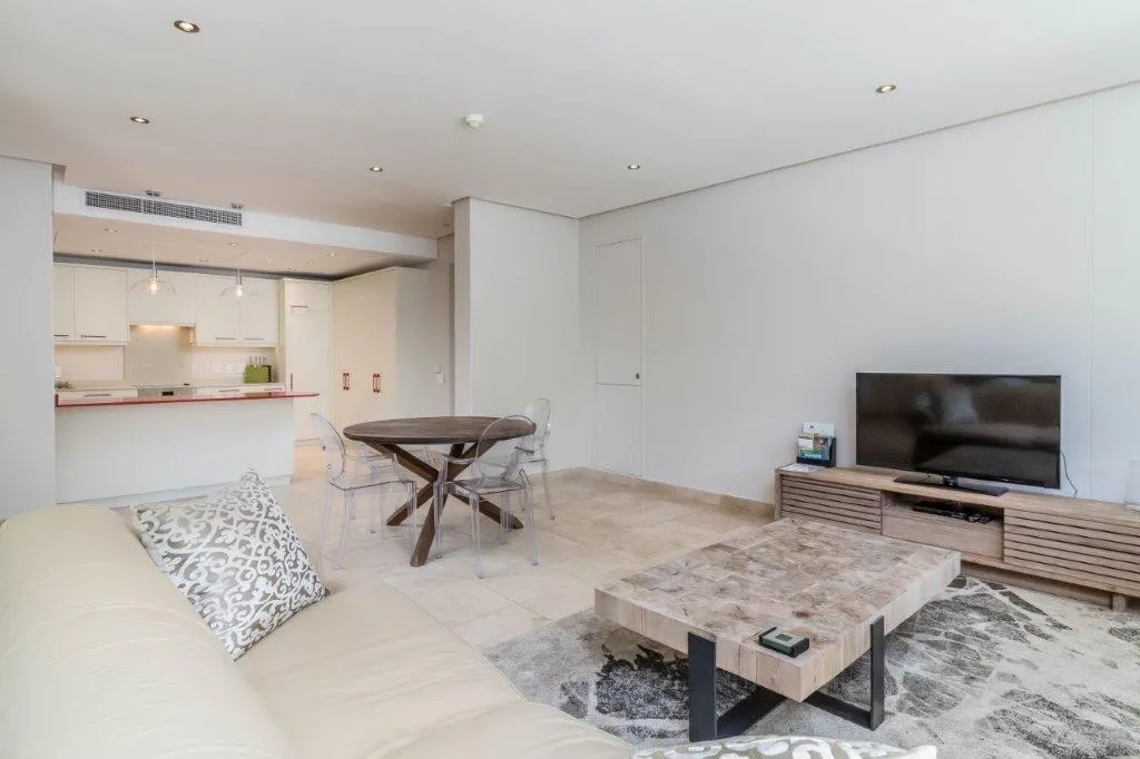 property_db23a592-174d-4a5d-98c1-ff86f4cac1bc_0