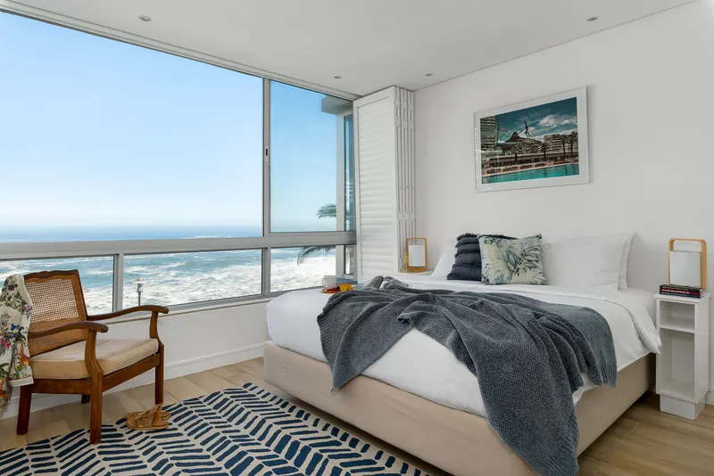 Condo Odessa in Bantry Bay – photo 13