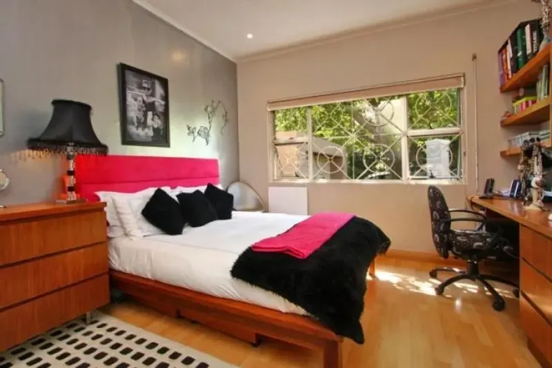 Villa Shanklin in Camps Bay – photo 9