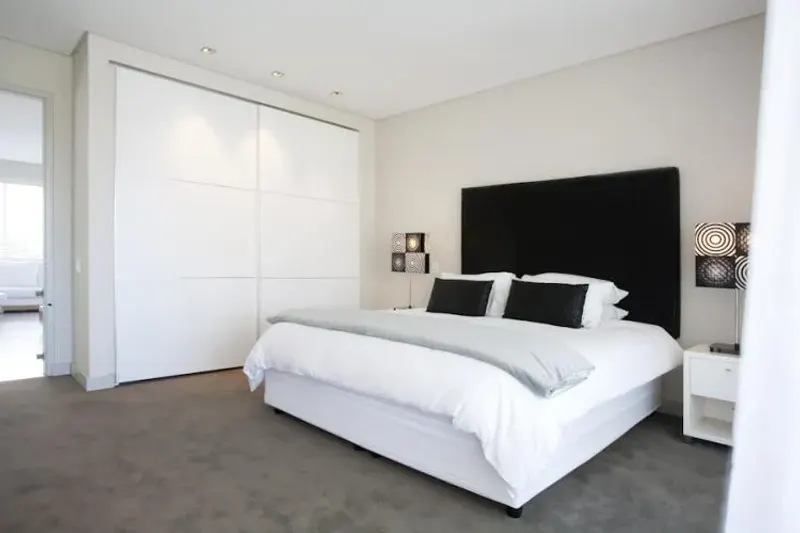 Lincoln Road Villa 4 Bed in Camps Bay – photo 12