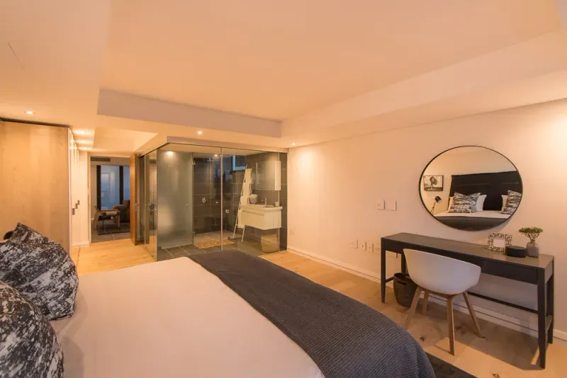 24 Geneva - 12 Bedroom Villa in Camps Bay – photo 67