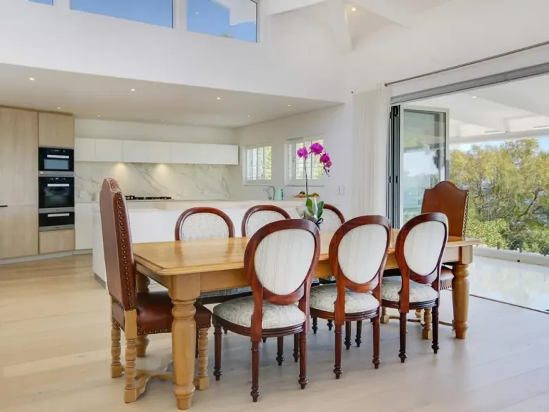 Villa Shanklin in Camps Bay – photo 16