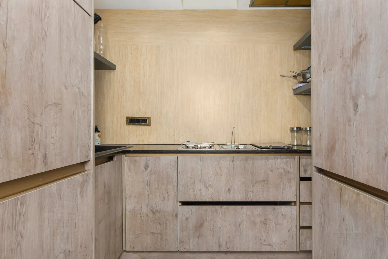 property_dc70b8b9-8630-4878-acd0-a0ab84ec7f2e_9