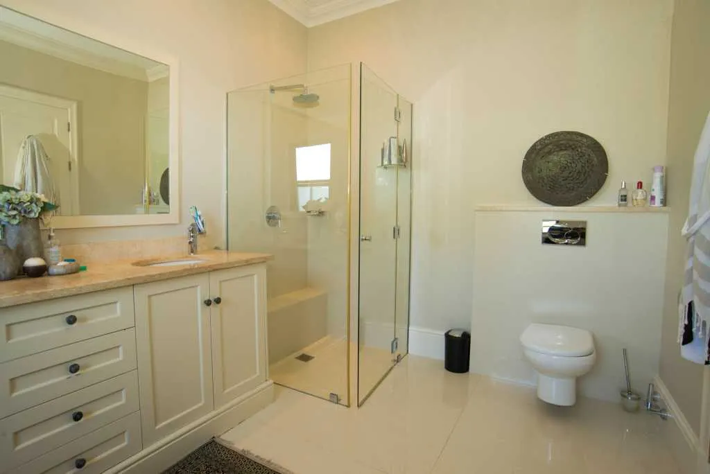 property_dc9fbaae-25a8-4ecb-a12a-a622b067d8e0_18