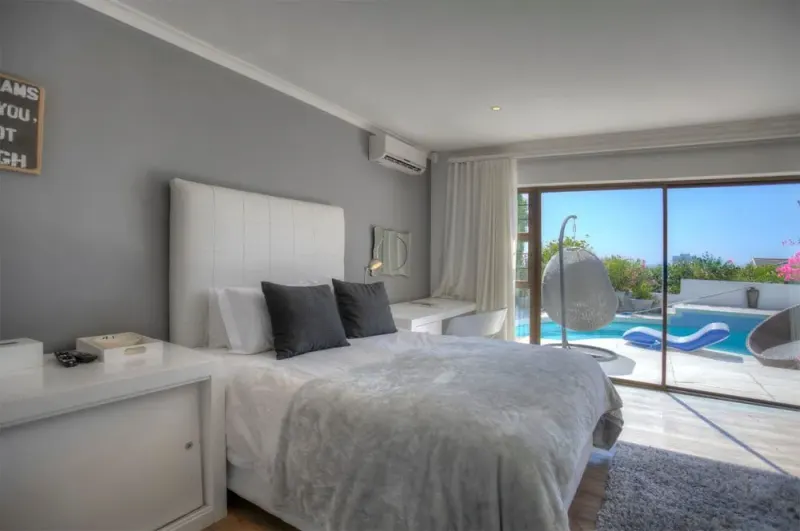 Fresnaye Bordeaux in Sea Point – photo 29