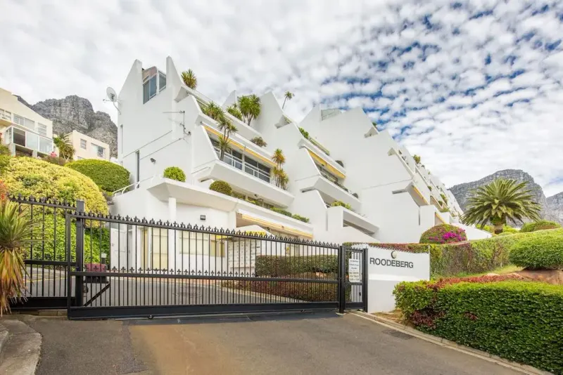 Roodeberg Views in Camps Bay – photo 19