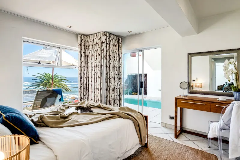 CBT Suite in Camps Bay – photo 13