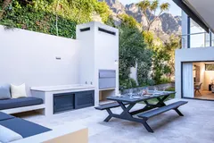 Prima Views in Camps Bay – photo 30 thumbnail