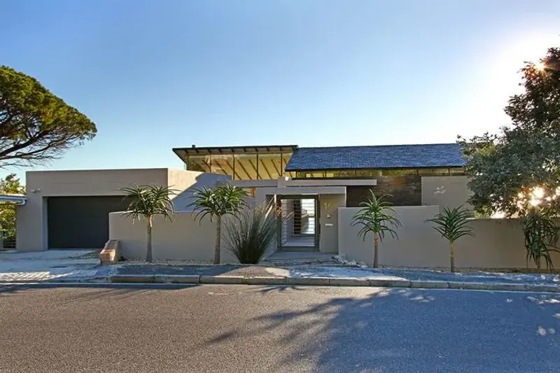 16 Woodford Villa in Camps Bay – photo 19