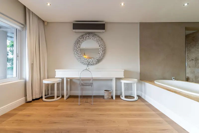 Bakoven Sunsets Luxury Apartment in Camps Bay – photo 29