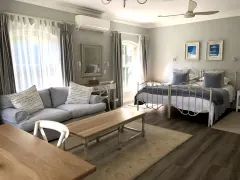 Constantia Valley Villa in Silverhurst – photo 39 thumbnail