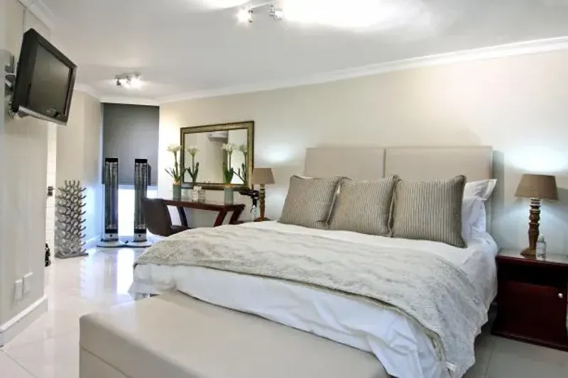 Camps Bay Atlantic Villa in Bakoven – photo 13