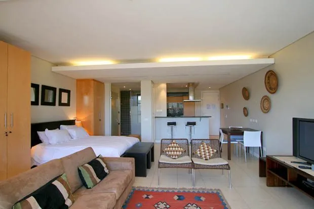 property_ddefbcb1-86bb-4265-8858-5ed2d8c4733a_12