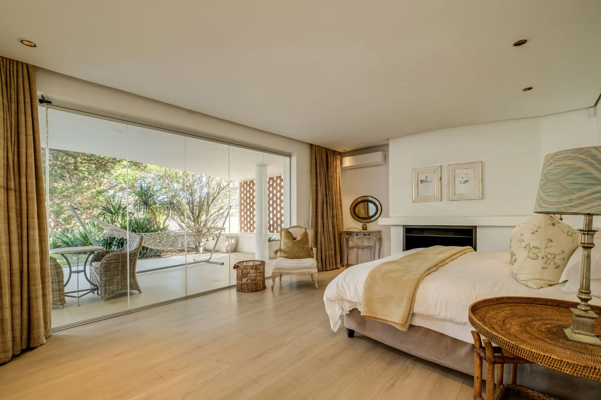 property_ddff2bc9-cbd4-4786-8472-cf05de796ebb_17