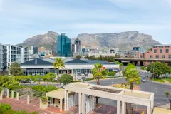 Marina Breeze in V&A Waterfront – photo 14 thumbnail