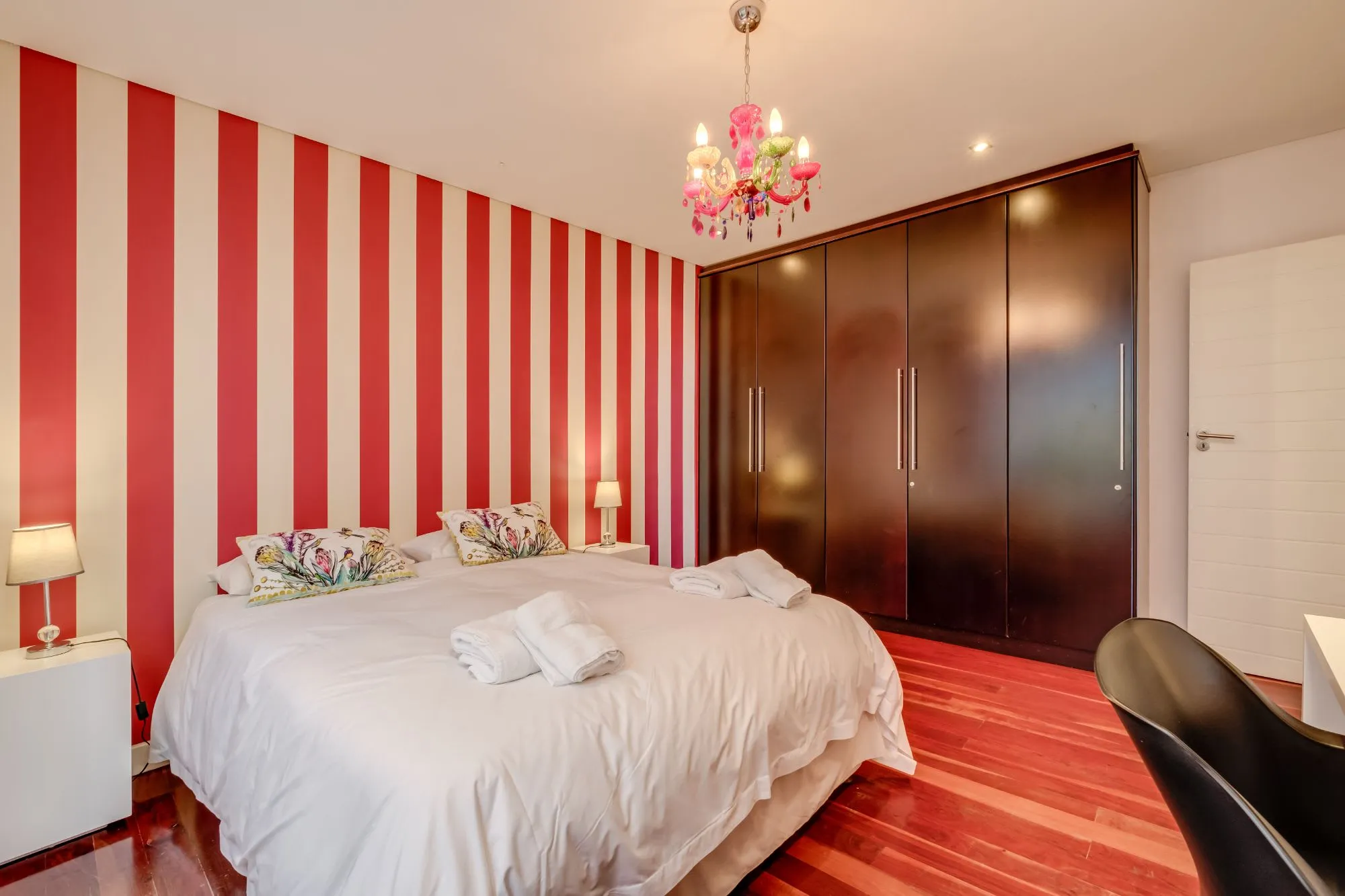 property_de5b8b4f-af93-4f5e-95f0-a3ffe01956a7_39