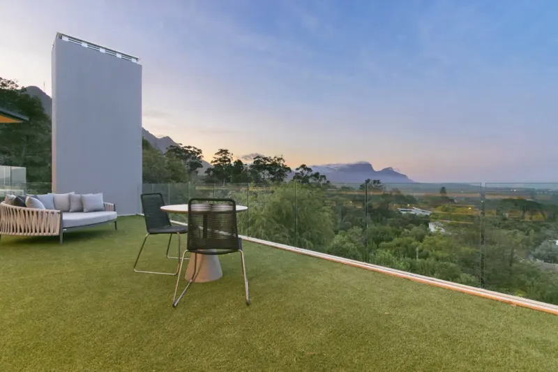 Zwaanswyk Mansion in Steenberg Estate – photo 32