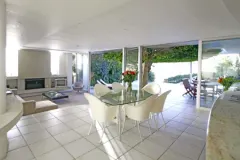 Lions View Main House in Camps Bay – photo 11 thumbnail