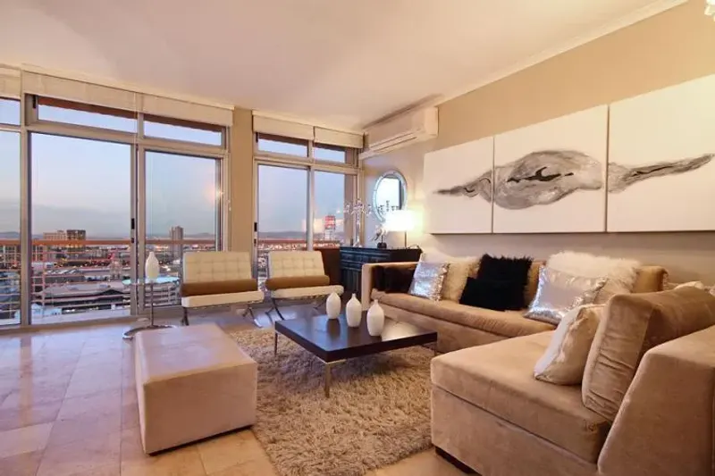 Perspectives Penthouse in Cape Town City Centre – photo 3