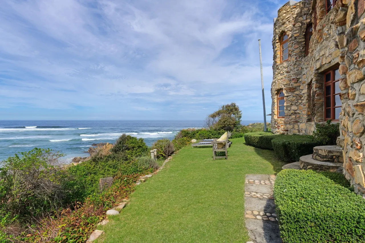 Lapis Castle  in Knysna